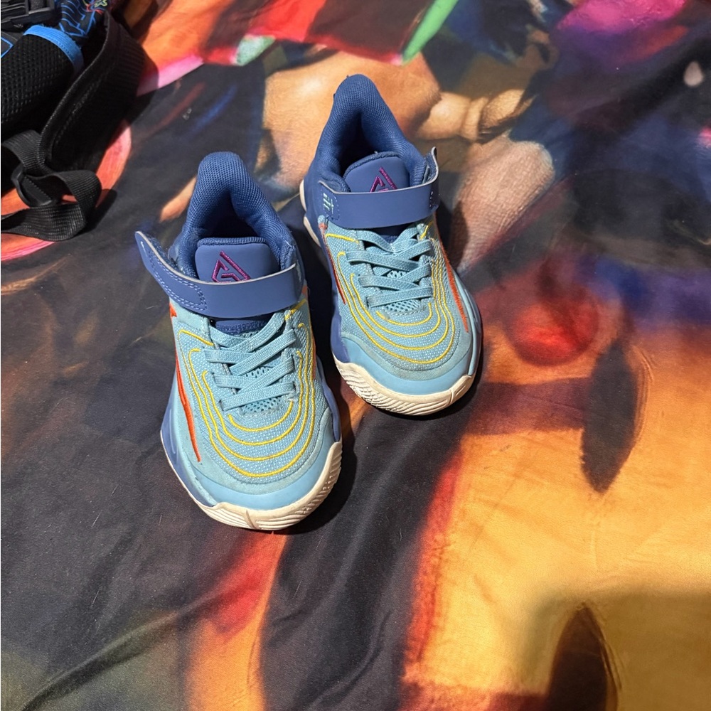Nike Kids Blue and Yellow Sneakers